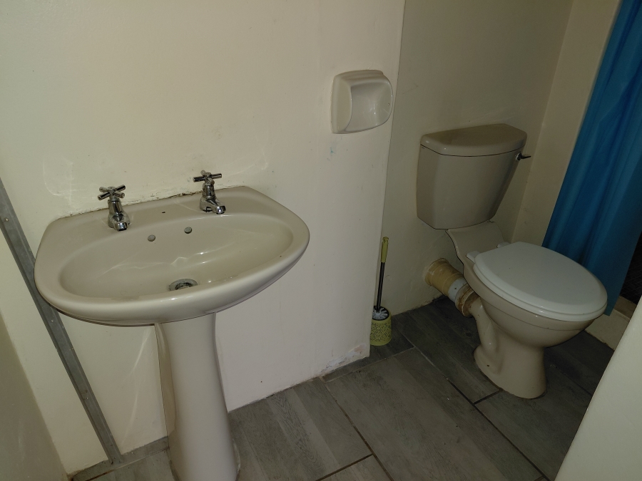 4 Bedroom Property for Sale in Heuwelkruin Eastern Cape